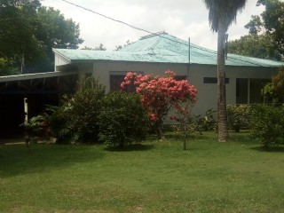 House For Sale in Linstead, St. Catherine Jamaica | [7]