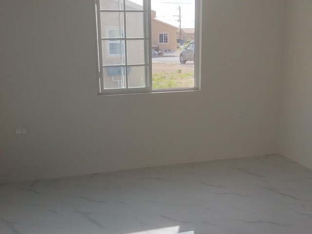 House For Rent in Phoenix Village II St Catherine, St. Catherine Jamaica | [4]