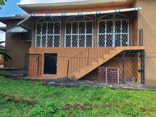 4 bed House For Sale in Bonitta cres, Manchester, Jamaica