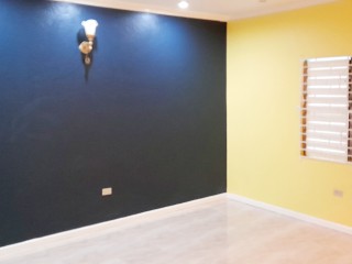 Townhouse For Rent in Wayne Close Off Red Hills Rd, Kingston / St. Andrew Jamaica | [6]