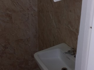 House For Rent in 2 East Greater Portmore, St. Catherine Jamaica | [4]