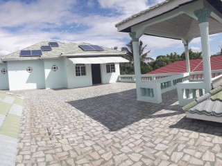 House For Sale in Inglewood, Clarendon Jamaica | [1]