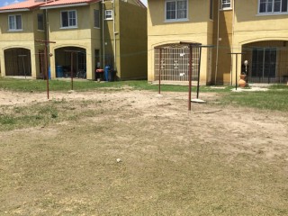 House For Sale in Spanish Town, St. Catherine Jamaica | [8]