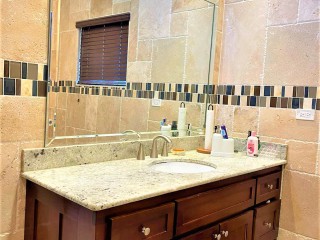 Apartment For Rent in CHARLEMONT   KINGSTON 6, Kingston / St. Andrew Jamaica | [4]