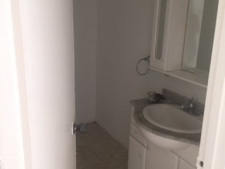 Townhouse For Rent in RUSSELL HEIGHTS CHERRY GARDENS, Kingston / St. Andrew Jamaica | [6]