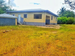 4 bed House For Sale in Bull Savannah, St. Elizabeth, Jamaica