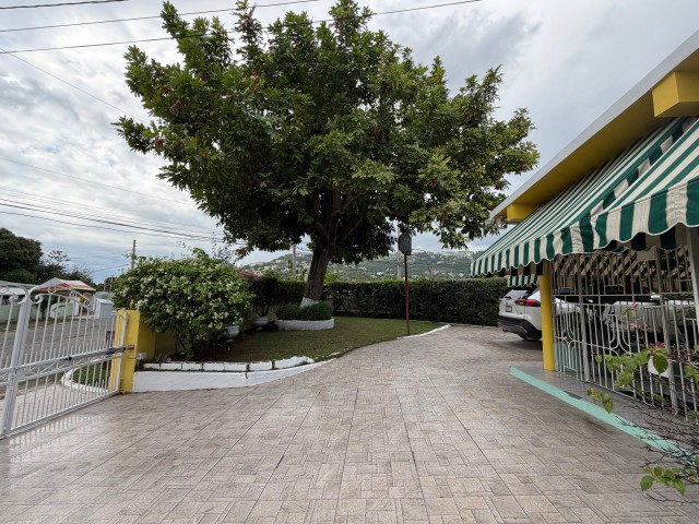 House For Sale in Valentines Garden, Kingston / St. Andrew Jamaica | [8]