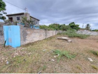 Residential lot For Sale in Fairview Park Spanish Town, St. Catherine, Jamaica