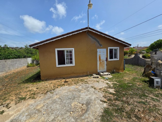 House For Sale in FLORENCE HALL, Trelawny Jamaica | [8]