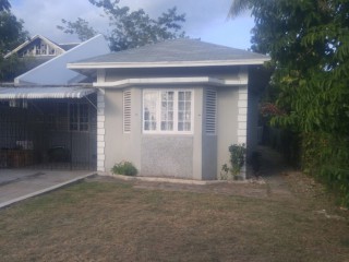 House For Sale in East Kingshouse Rd, Kingston / St. Andrew Jamaica | [2]