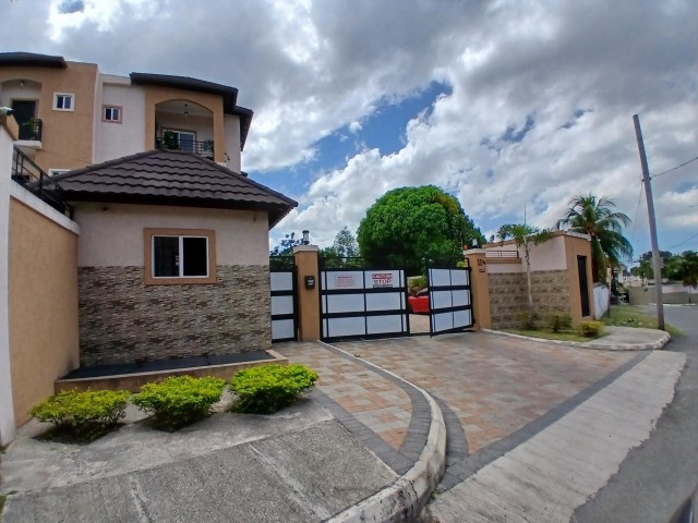 2 bed Apartment For Sale - Constant Spring, Kingston / St. Andrew, Jamaica