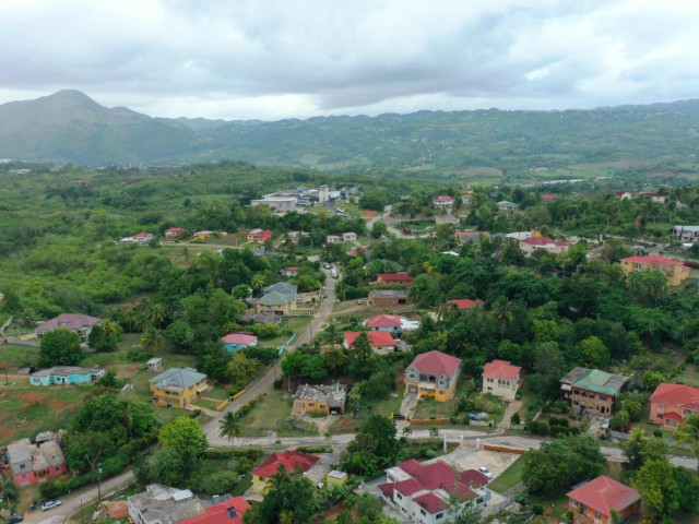 House For Sale in WILLIAMSFIELD, Manchester Jamaica | [13]