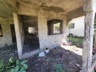 House For Sale in Four Path, Clarendon Jamaica | [3]