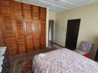 3 bed House For Sale in Bowers Estate, St. Catherine, Jamaica