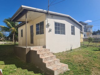 House For Rent in CORNWALL GARDEN, St. James Jamaica | [6]