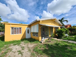 House For Sale in SYDENHAM COTTAGE, St. Catherine Jamaica | [2]