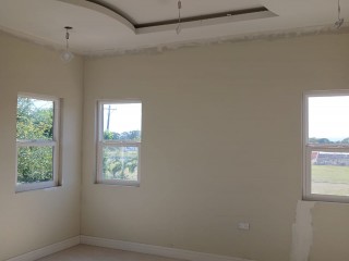 2 bed Apartment For Sale - East Kingshouse Road, Kingston / St. Andrew, Jamaica