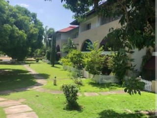 1 bed Apartment For Sale in Kingston 6, Kingston / St. Andrew, Jamaica