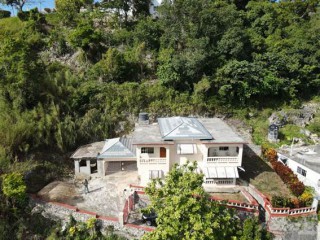 3 bed House For Sale in Mandeville, Manchester, Jamaica