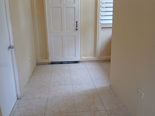 House For Rent in East  Ascott, St. Catherine Jamaica | [4]
