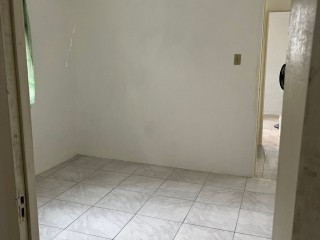 House For Rent in Spanish Town, St. Catherine Jamaica | [11]