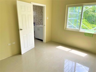 Apartment For Sale in RED HILLS, Kingston / St. Andrew Jamaica | [8]