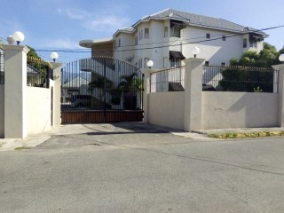 Apartment For Rent in Gated, Kingston / St. Andrew Jamaica | [10]