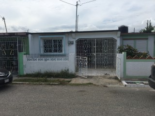 House For Sale in Waterford Portmore, St. Catherine Jamaica | [8]