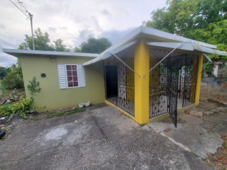 House For Sale in Innswood Village, St. Catherine Jamaica | [1]