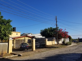 House For Sale in Hellshire, St. Catherine Jamaica | [10]