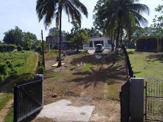 3 bed House For Sale - Bog Walk, St. Catherine, Jamaica