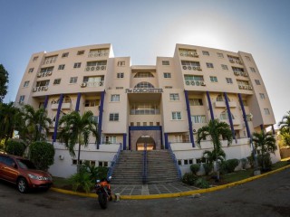 2 bed Apartment For Rent in NEW KINGSTON, Kingston / St. Andrew, Jamaica