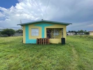 2 bed House For Sale in Strathmore Gardens, St. Catherine, Jamaica
