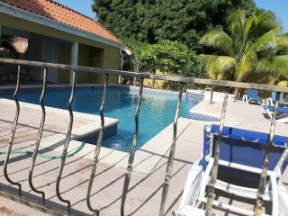 Apartment For Rent in Golden Triangle, Kingston / St. Andrew Jamaica | [2]