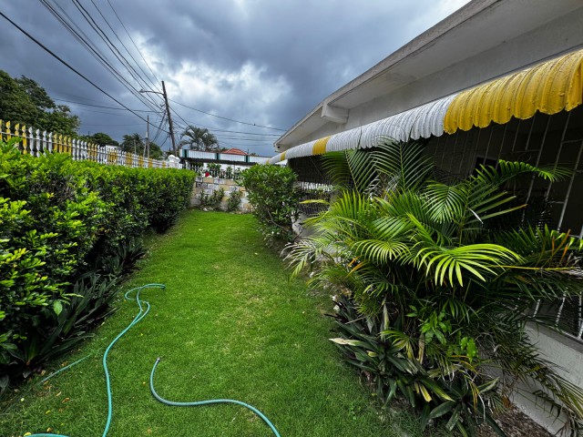 House For Sale in Ensom City, St. Catherine Jamaica | [11]