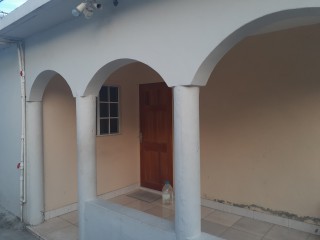 House For Rent in Greater Portmore, St. Catherine Jamaica | [4]