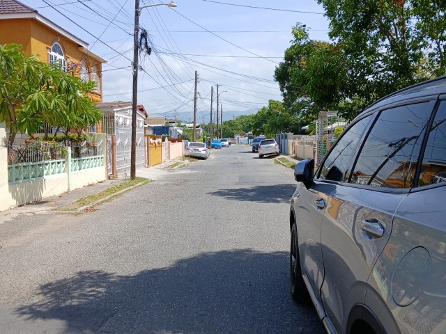 House For Sale in Passage Fort  Portmore, St. Catherine Jamaica | [11]