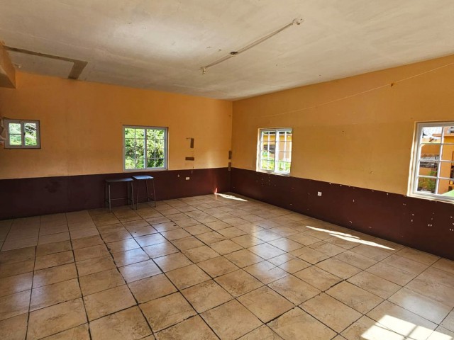 Commercial building For Sale in Junction, St. Elizabeth Jamaica | [3]