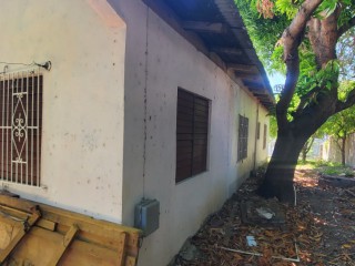 House For Sale in Red Church Street Spanish Town, St. Catherine Jamaica | [4]