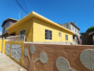 3 bed House For Sale in 4 WEST GREATER PORTMORE, St. Catherine, Jamaica