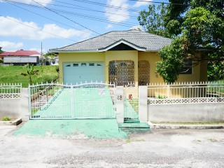 3 bed House For Sale in Santa Cruz, St. Elizabeth, Jamaica