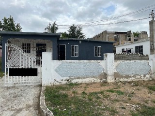 3 bed House For Rent in Spanish Town, St. Catherine, Jamaica