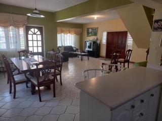 3 bed House For Rent in Greenacres, St. Catherine, Jamaica