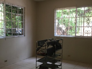 House For Rent in Molynes Gardens, Kingston / St. Andrew Jamaica | [7]