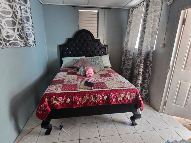 House For Sale in Stanton Street Woodford Park, Kingston / St. Andrew Jamaica | [11]