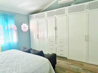 Townhouse For Rent in Surbiton Square, Kingston / St. Andrew Jamaica | [6]