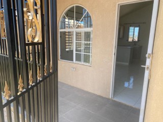 House For Rent in Phoenix Park Village, St. Catherine Jamaica | [3]