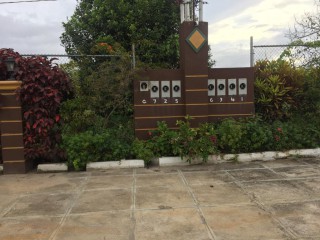 Apartment For Sale in Topper Hill St Andrew, Kingston / St. Andrew Jamaica | [8]