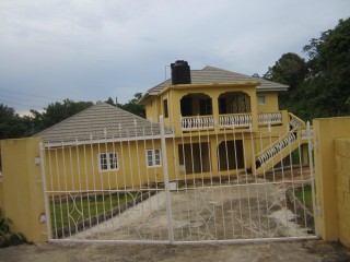 Flat For Rent in Mandeville, Manchester Jamaica | [7]