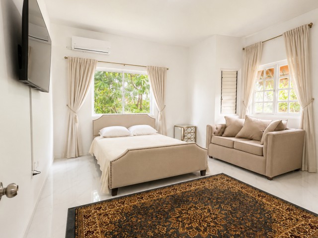 3 bed Apartment For Rent - Gated, Kingston / St. Andrew, Jamaica